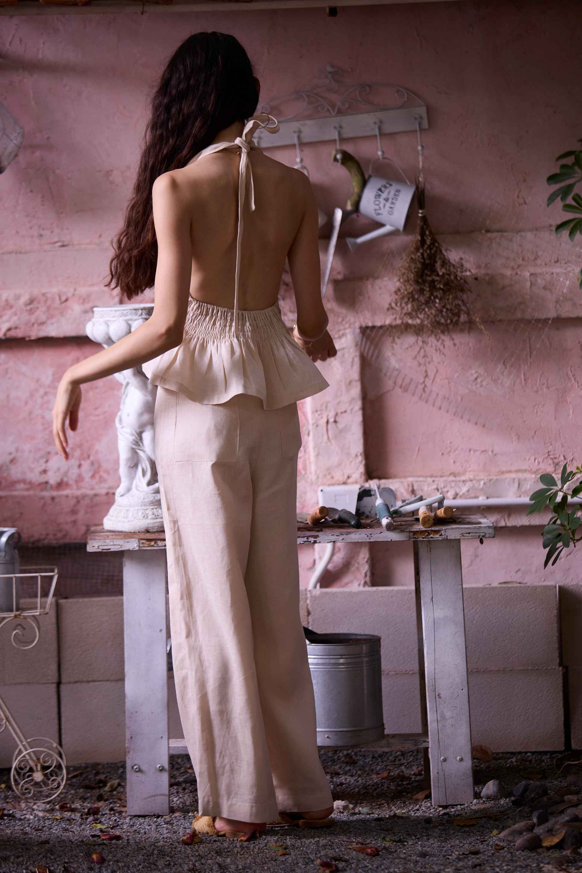 LEA HALTER TOP (SAND) - RICOCHET