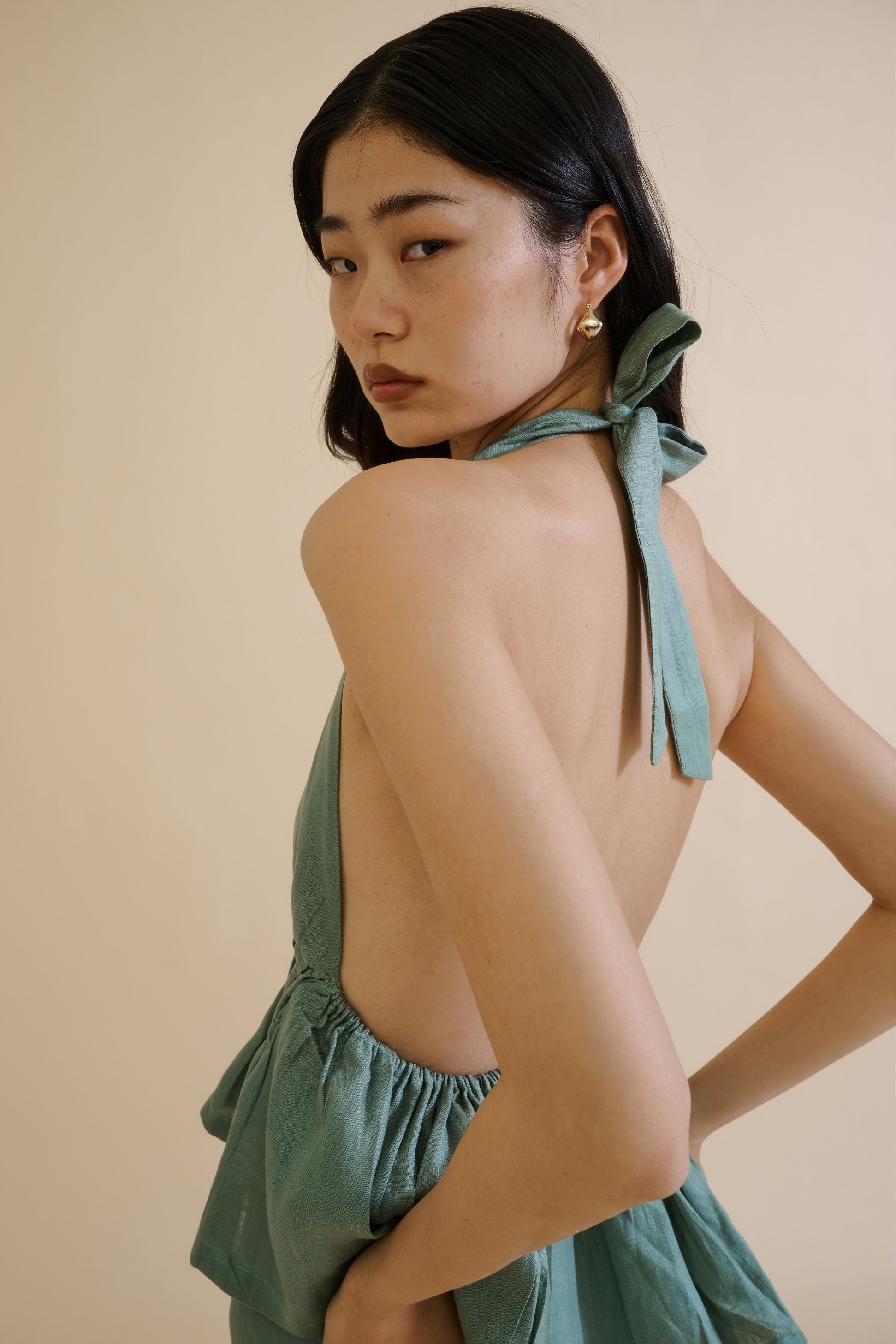 LEA HALTER TOP (SAGE) - RICOCHET