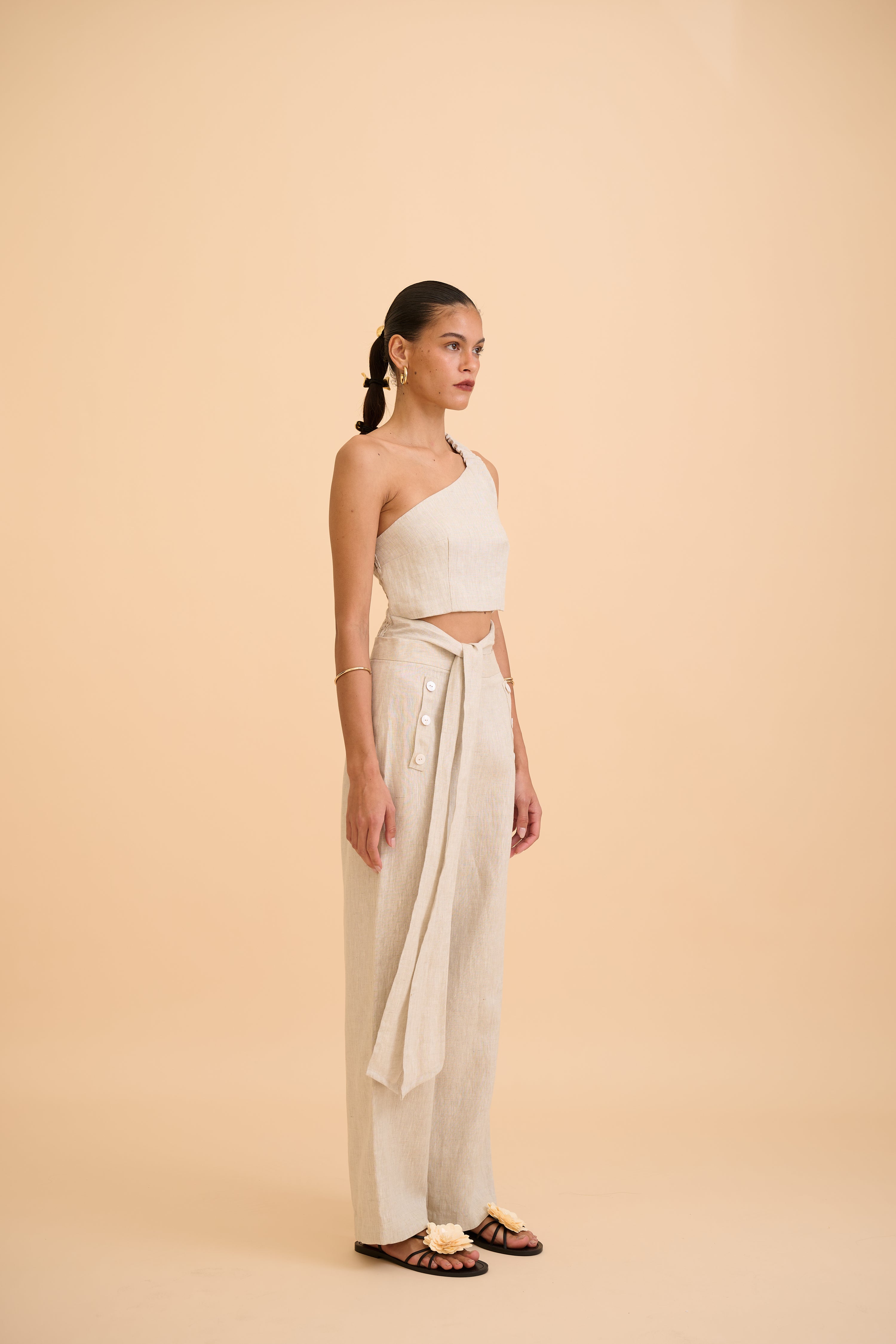 SAANVI ONE-SHOULDER TOP - RICOCHET