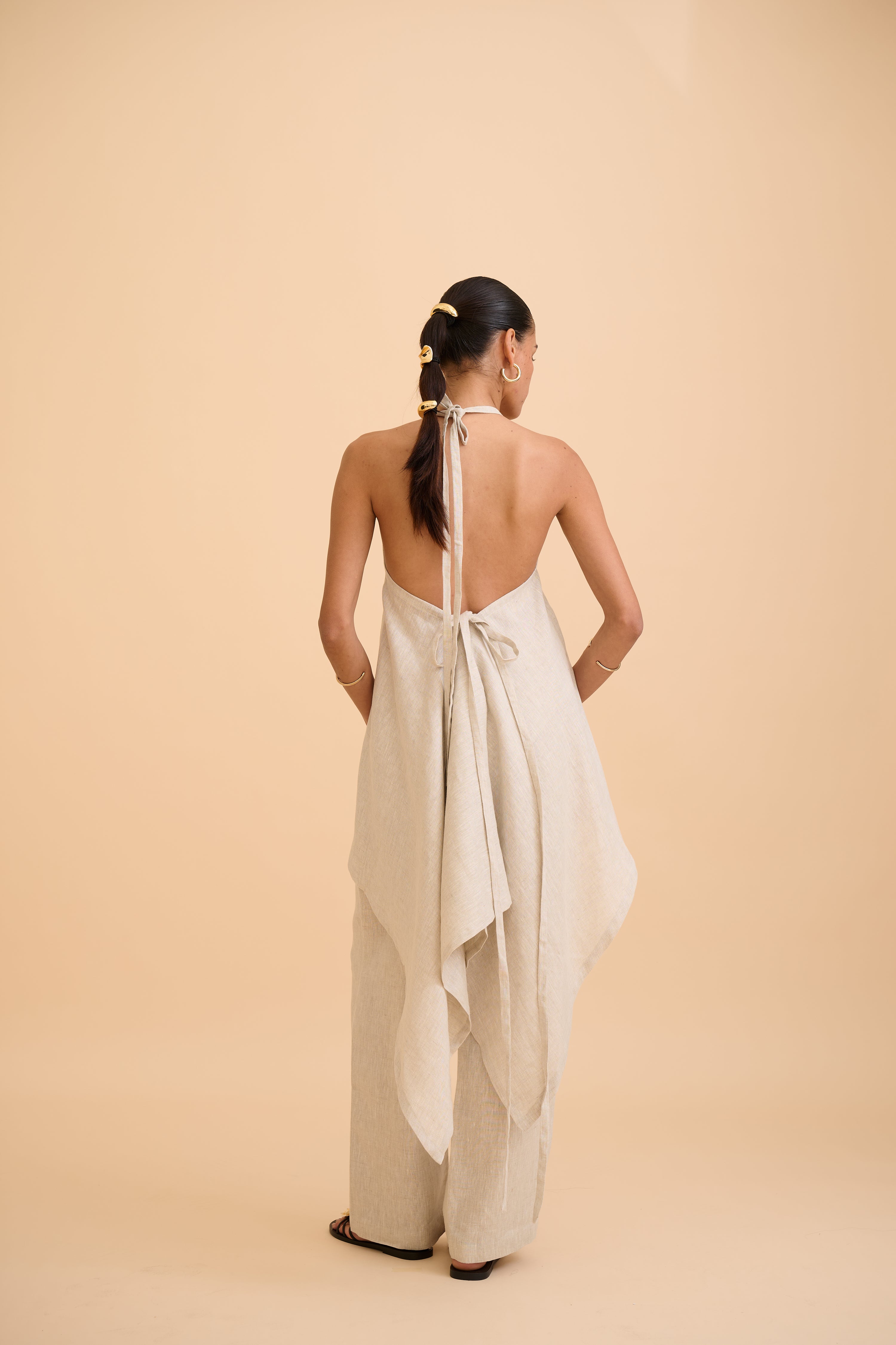 SAANVI HALTER TOP - RICOCHET