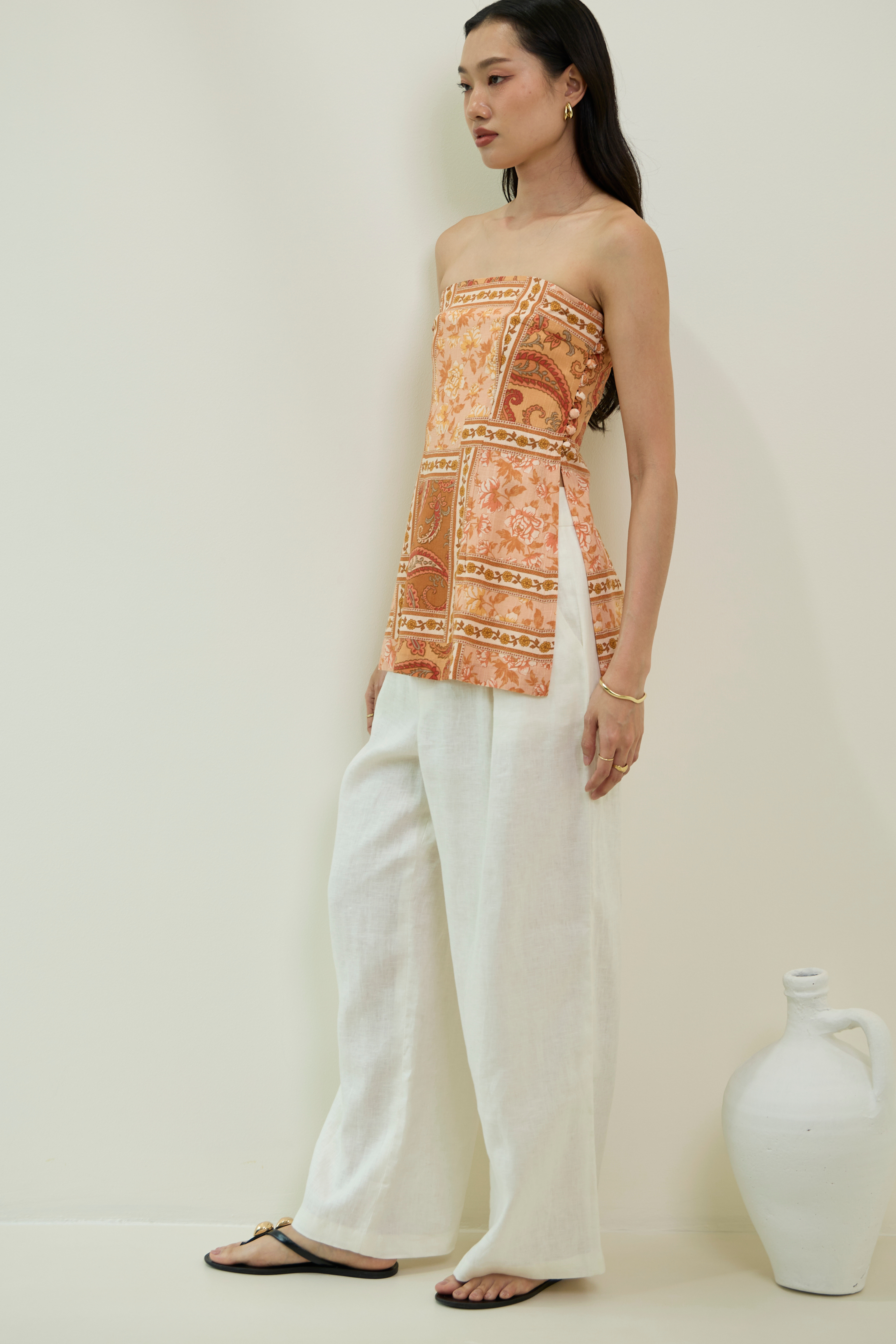 MEGARA STRAPLESS TOP