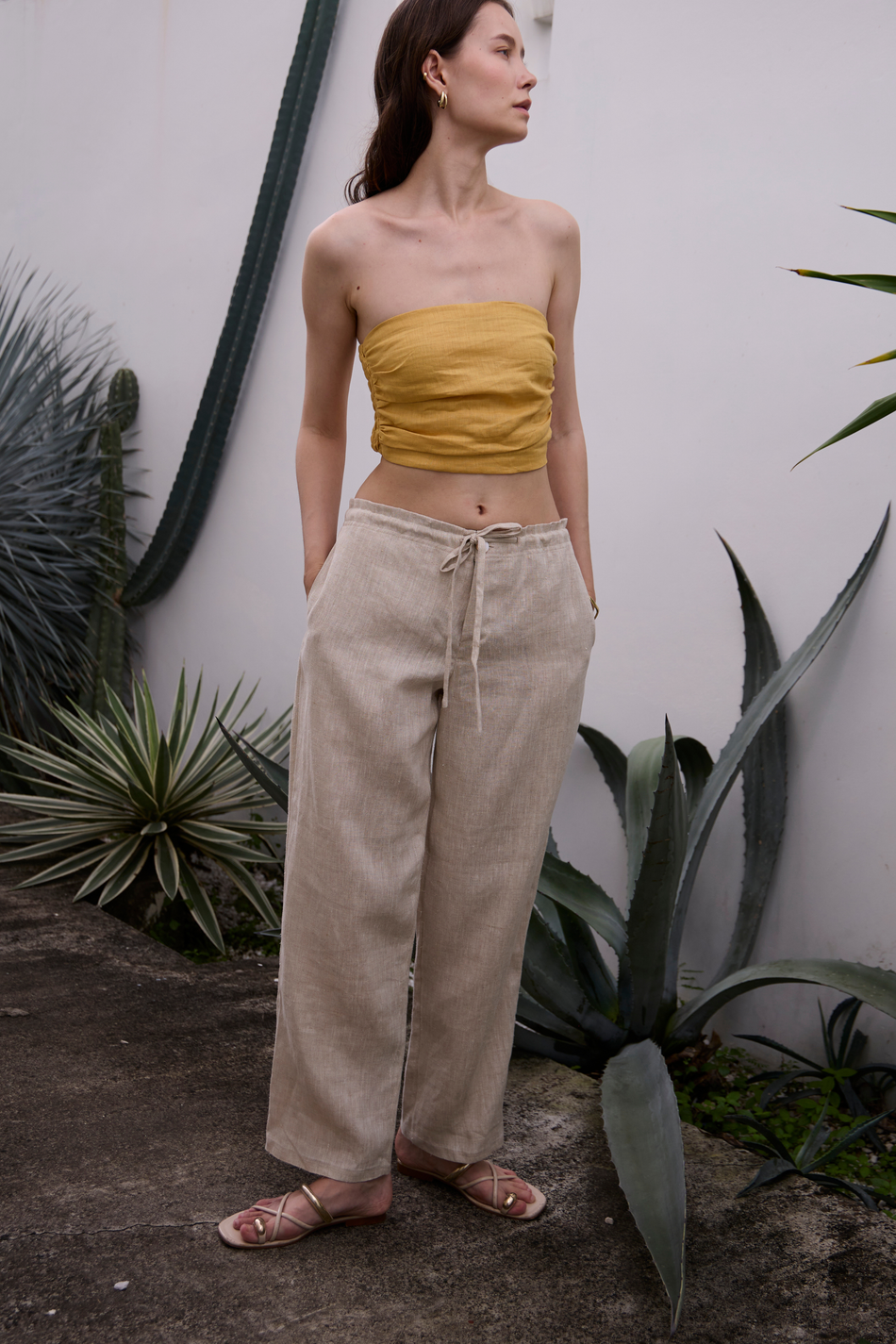 SALOMI STRAPLESS TOP