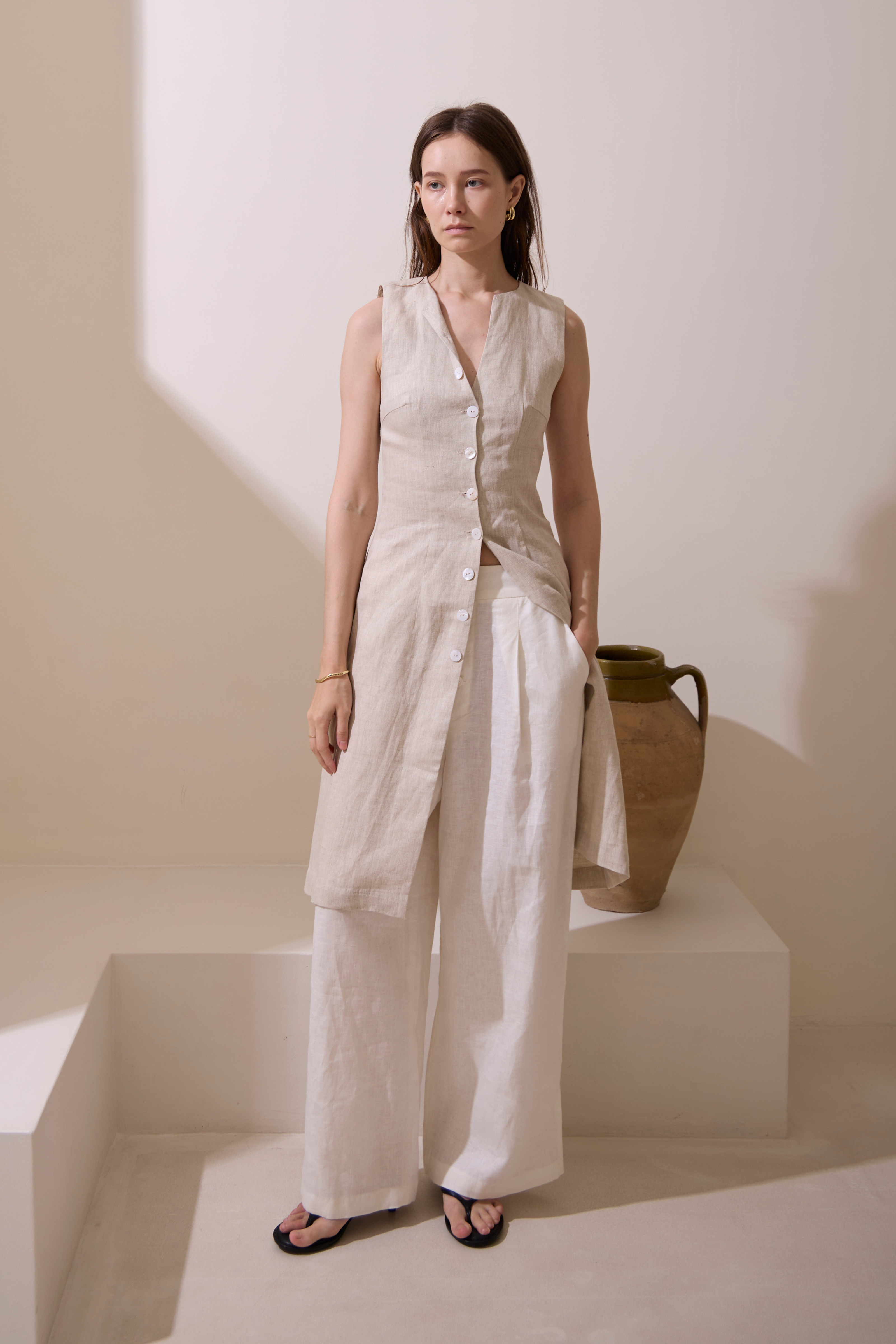 SAANVI PEARL BUTTONS TOP