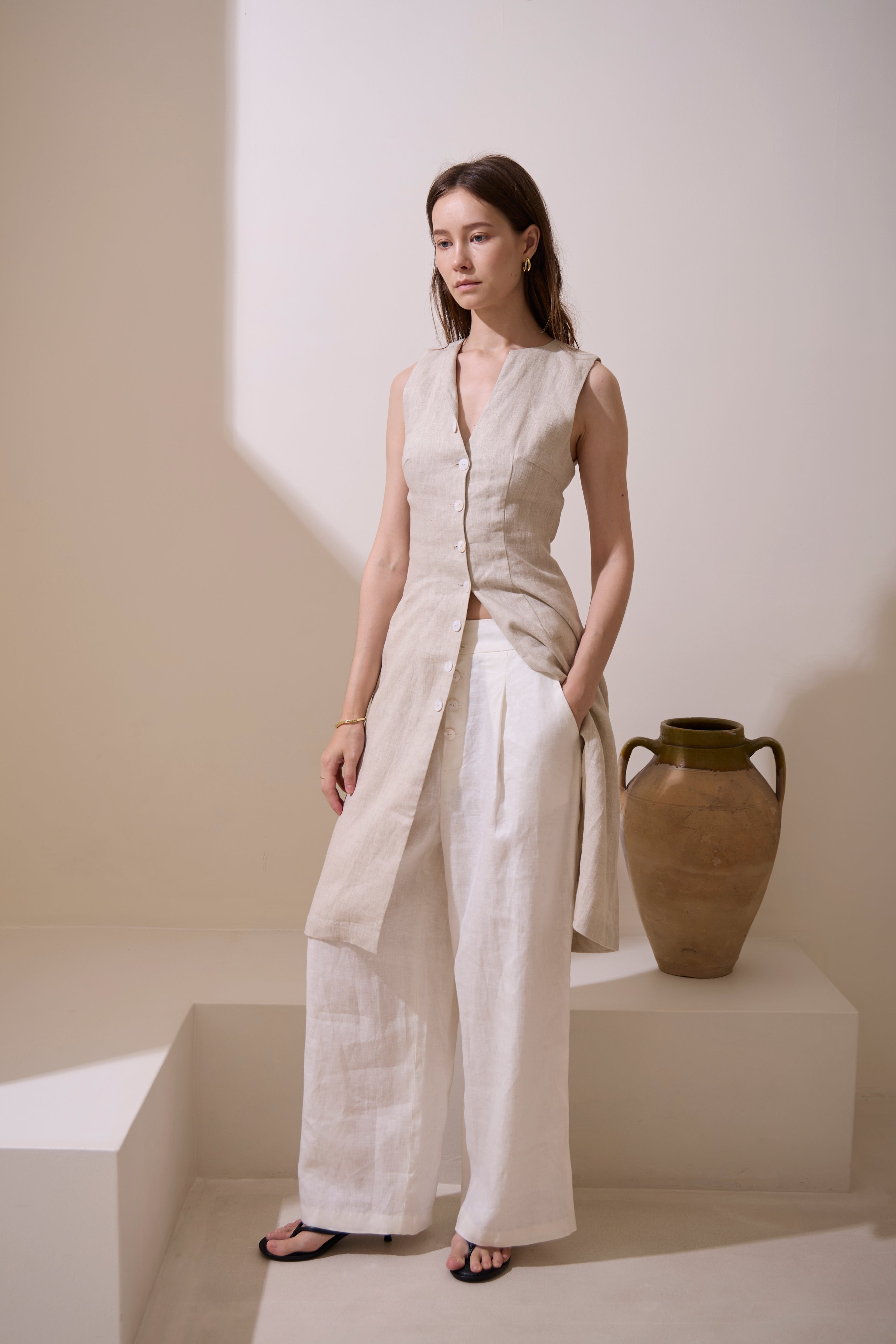 SAANVI PEARL BUTTONS TOP