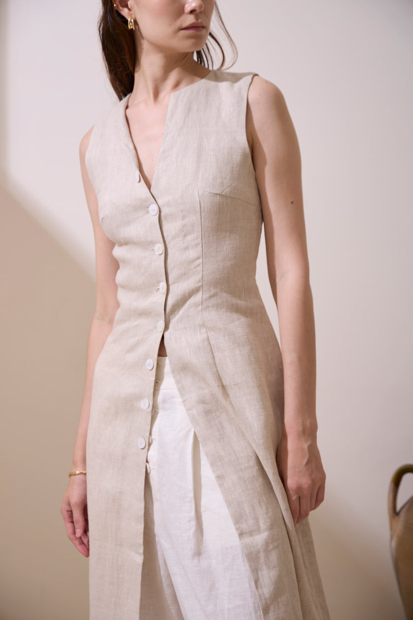 SAANVI PEARL BUTTONS TOP