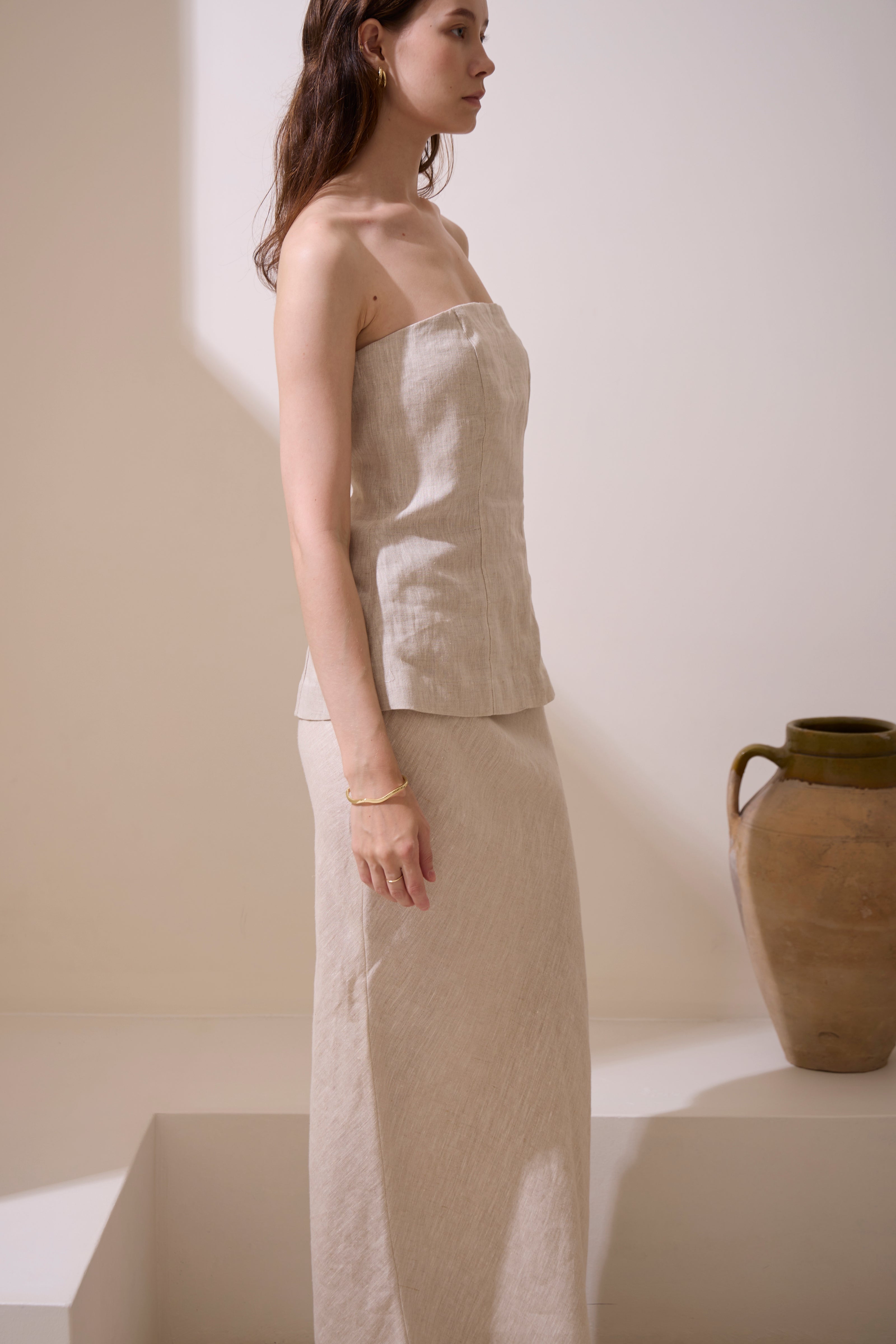 SAANVI STRAPLESS TOP