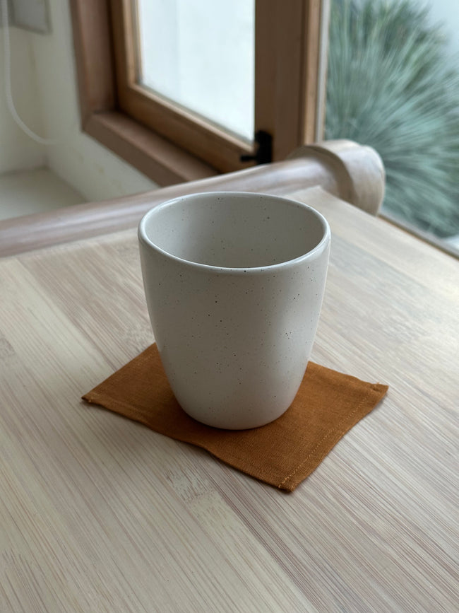 Nora Holiday linen coasters (Tobacco Sand/Beige)