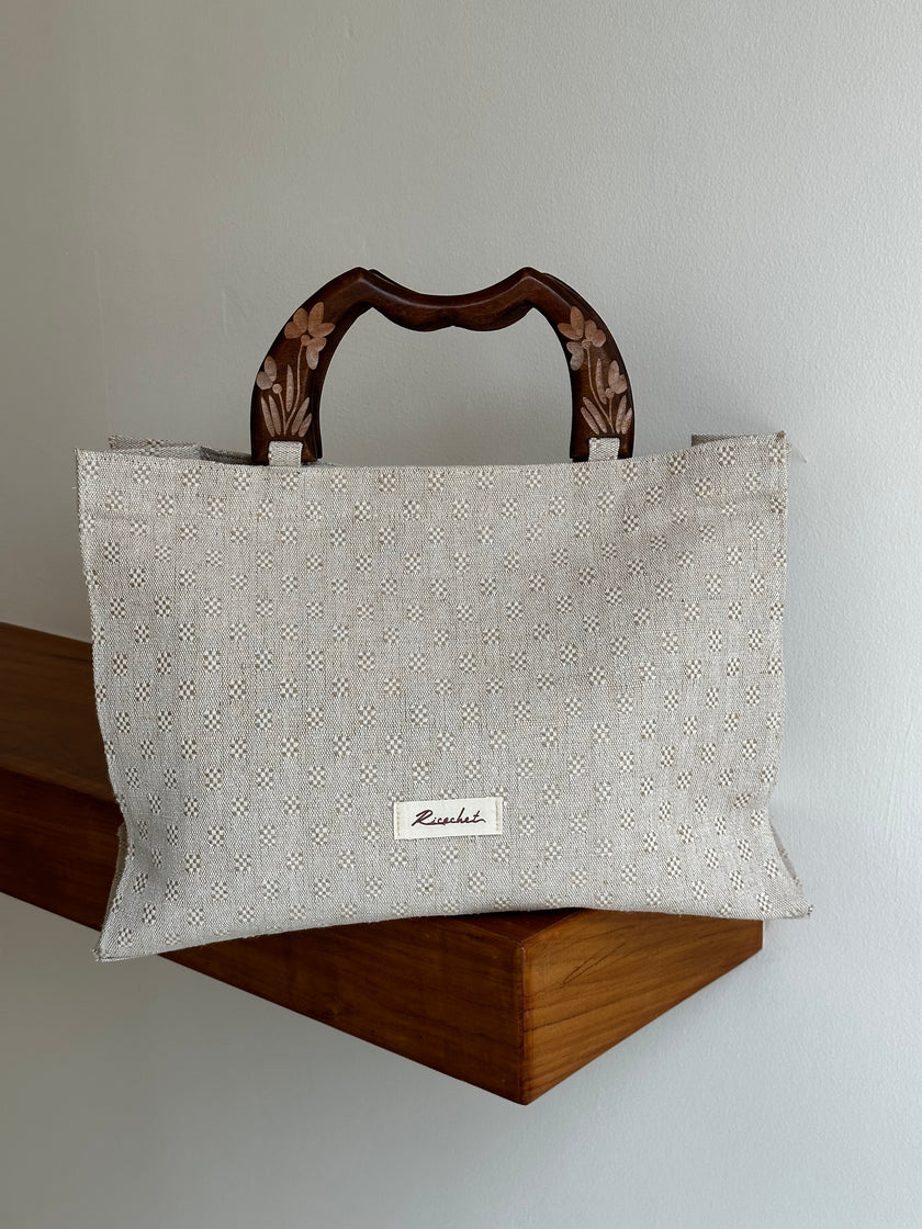 Bahiti wood handle bag